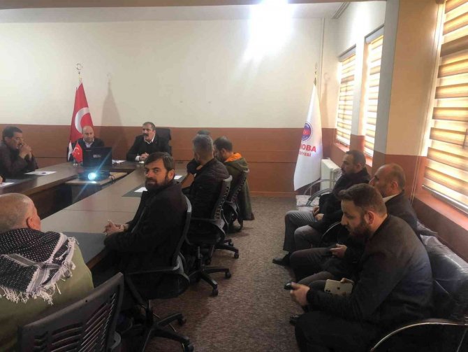 Şenoba Belediye Başkanı Alihan Babat, Çiftçilerle Bir Araya Geldi