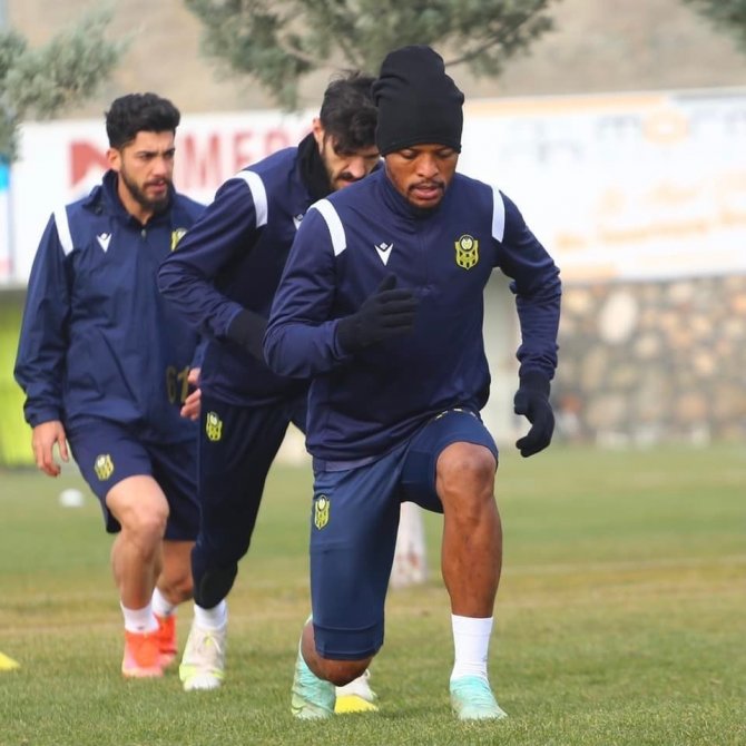 Yeni Malatyaspor, Galibiyete Hasret Kaldı
