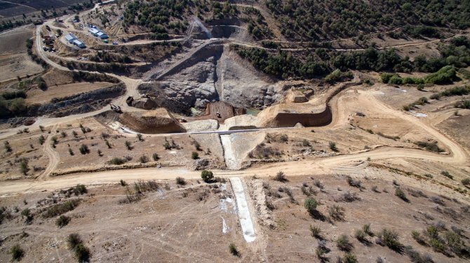 Manisa’nın 6. Barajında Gövde Dolgusuna Başlandı