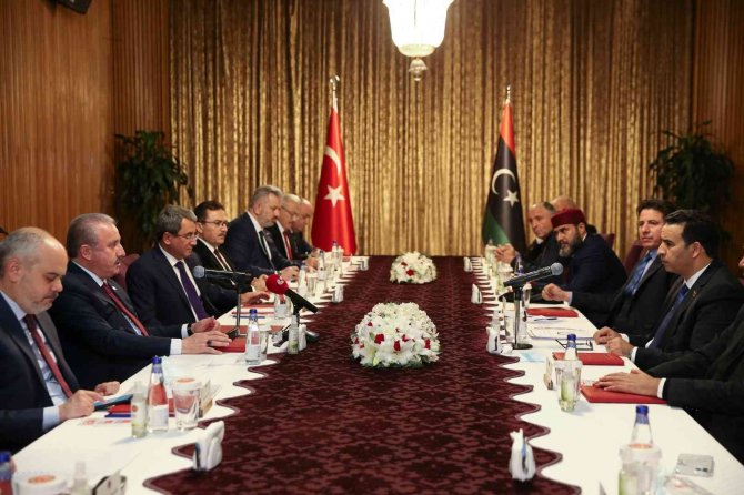 Tbmm Başkanı Mustafa Şentop, Libya Temsilciler Meclisi Başkanvekili Fevzi El Nuveyri’yi Kabul Etti