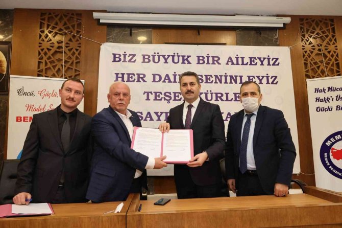 Memura Yüzde 120 Sds Zammı