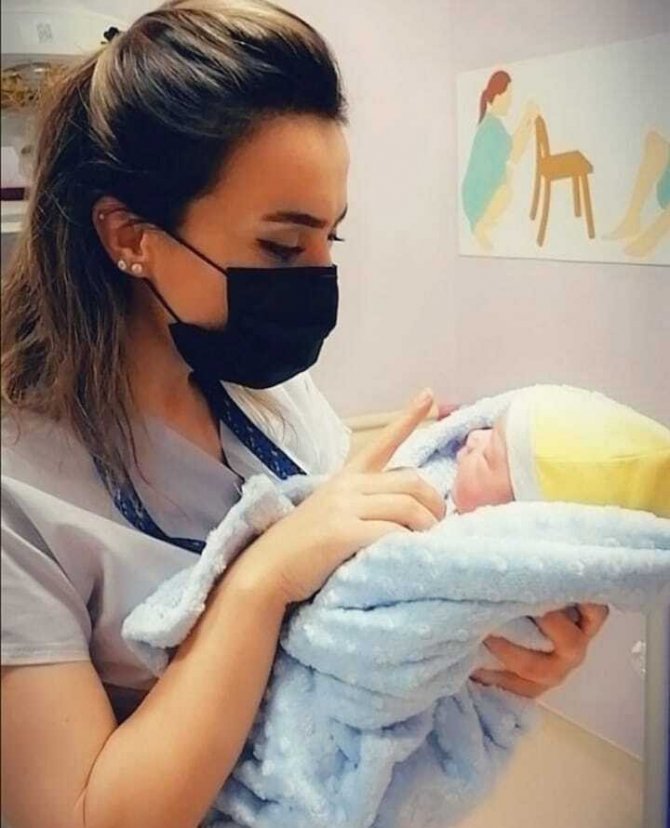 Korona Virüs Anne Sütüne Bulaşmaz