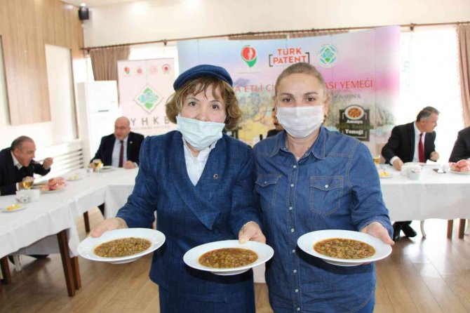 Amasya’nın ‘Etli Çiçek Bamyası Yemeği’ Coğrafi İşaret Aldı
