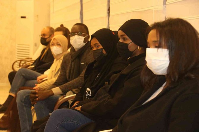 Yök Başkanı Özvar: “Türkiye, Çeyrek Milyon Uluslararası Öğrencimize Ev Sahipliği Yapıyor”