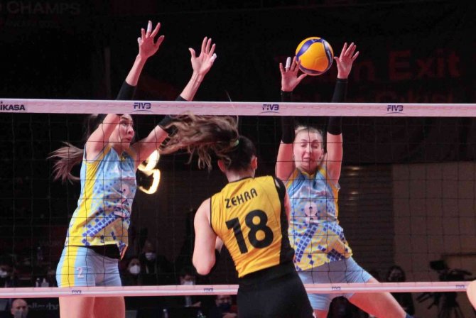 2021 Dünya Fıvb Kadınlar Dünya Kulüpler Şampiyonası: Vakıfbank: 3 - Altay Clup: 0
