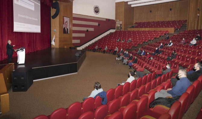 Araştırma Üniversitesi Sürecinin İlk Toplantısı Enstitü Müdürleri İle Gerçekleştirildi