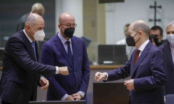Ab Liderler Zirvesi, Brüksel’de Başladı