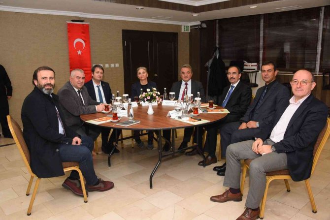 ’Bozüyük Yükseköğreniminin Geleceği’ Konuşuldu