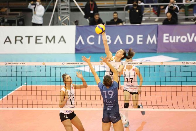 Eczacıbaşı Dynavit, Cev Kupası’nda Çeyrek Finalde