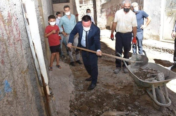 Muhtarlardan Bağlar Belediyesine Övgü Ve Destek