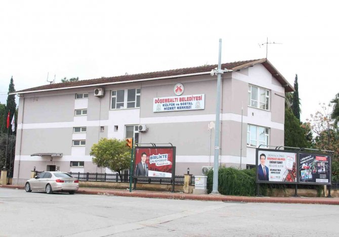 Döşemealtı ‘Sosyal Market’ İhtiyaç Sahipleriyle Buluşuyor