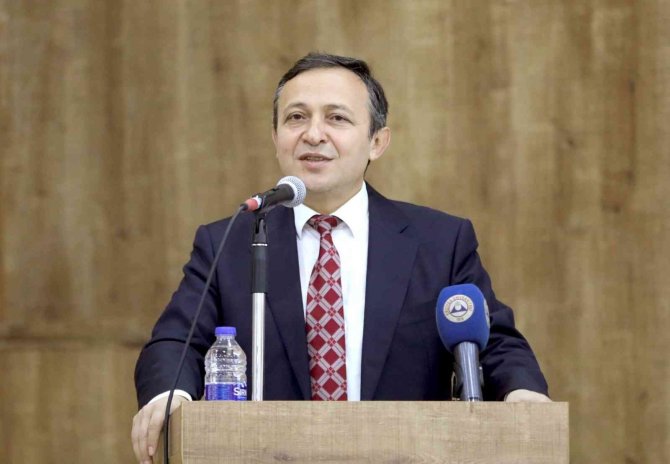 Erü Veteriner Fakültesi Uluslararası Akreditasyona Sahip Oldu