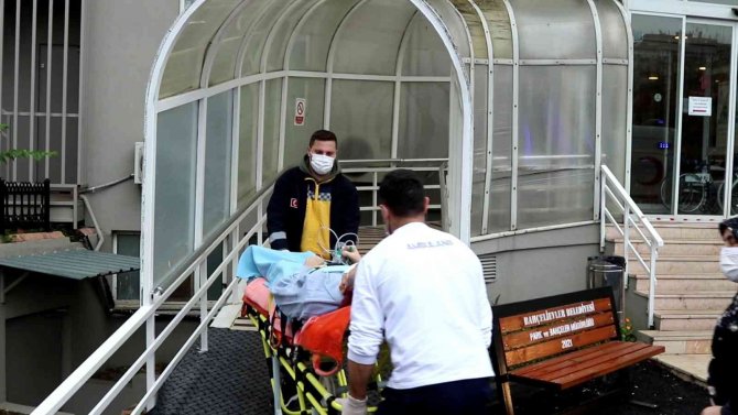 Eyüpsultan’da Hasta Nakil Ambulans Hizmeti