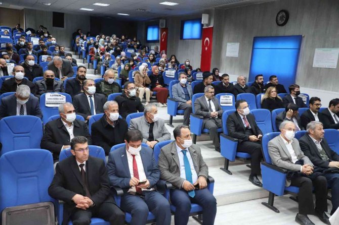 Hakkari’de İ̇nsan Hakları Ve İ̇slam Konferansı