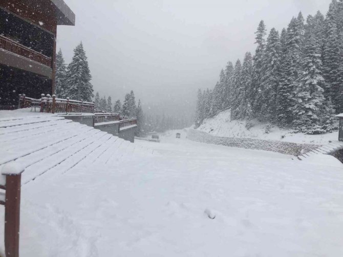 Kastamonu’nun Yüksek Kesimlerinde Kar Yağışı Etkili Oluyor