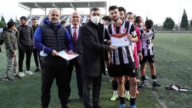 Okul Sporlarında 5 Branşta Heyecan Tamamlandı