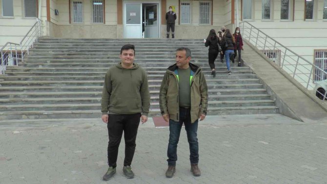 Baba-oğul Aynı Üniversitede Eğitim Görüyor