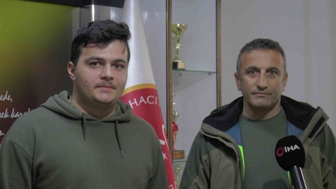 Baba-oğul Aynı Üniversitede Eğitim Görüyor