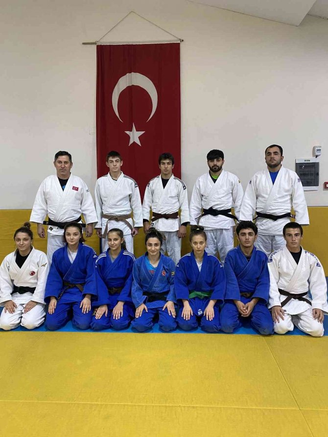 Osmangazili Judocular Madalya Peşinde
