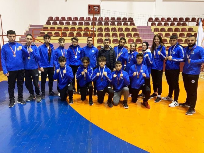 Büyükşehir’in Sporcuları Liderlik Kürsüsünde