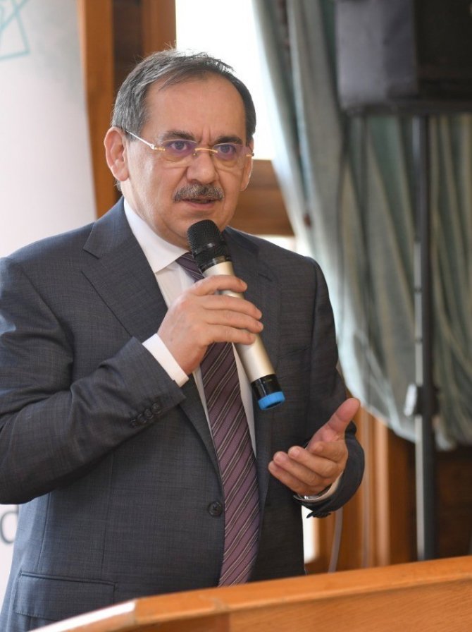 Çiftçilere Badem Ve Muşmula Fidanı Desteği