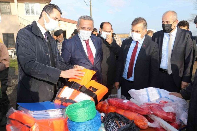 Samsun’da İ̇srail Sazanı İle Mücadele Başladı