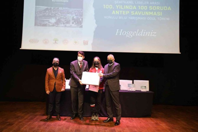 Tarihini En İyi Bilen Öğrenciler Ödüllendirildi