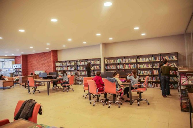 Sincan’da Millet Kıraathaneleri Gençlerin Gözde Mekanı Haline Geldi
