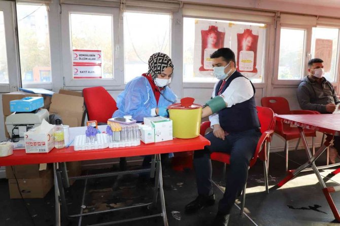 Kaymakam Tunç’tan Kan Bağışına Destek