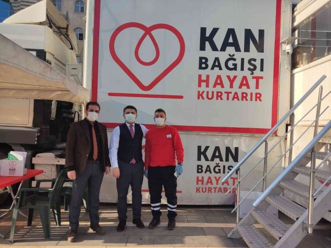 Kaymakam Tunç’tan Kan Bağışına Destek