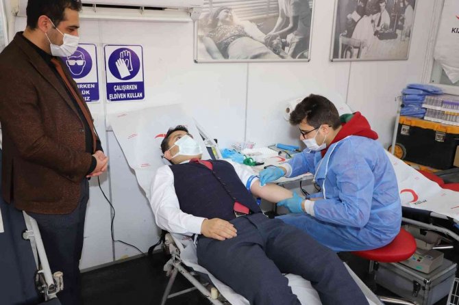 Kaymakam Tunç’tan Kan Bağışına Destek
