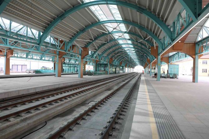 Tamamlanan Sivas Yht Garı Yolcu Kabulüne Hazır