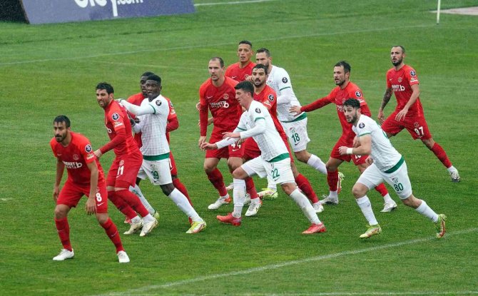 Spor Toto 1. Lig: Ümraniyespor: 4 - Bursaspor: 1
