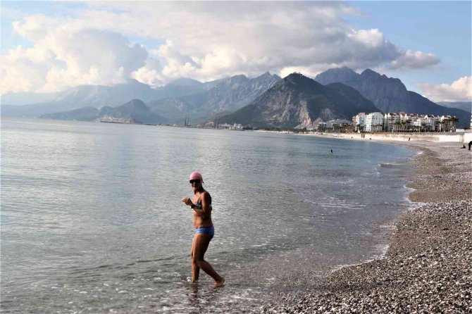 Turizm Kenti Antalya’da Aynı Gün İki Mevsim