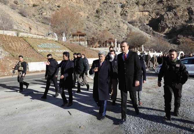 Vali Bilmez’den Çatak İlçesine Ziyaret