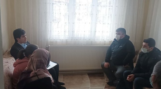 Kaymakam Çolak, Velileri Evinde Ziyaret Etti