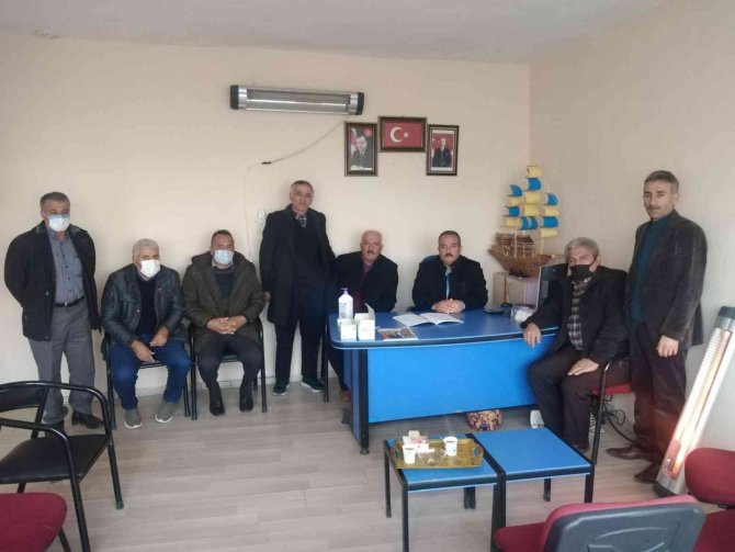 Arguvan’da Ak Parti’ye Üye Kaydı Devam Ediyor
