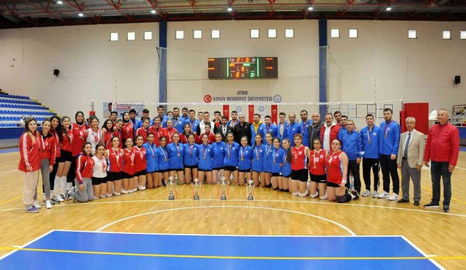 Adü Spor Bilimleri Fakültesi’nden Çifte Şampiyonluk