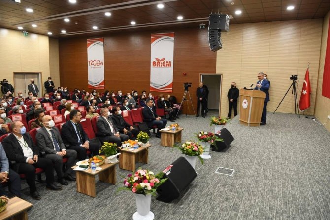 Vali Yazıcı: “Antalya, Avokado Üretiminde Türkiye’nin Yüzde 83’ünü Karşılıyor”