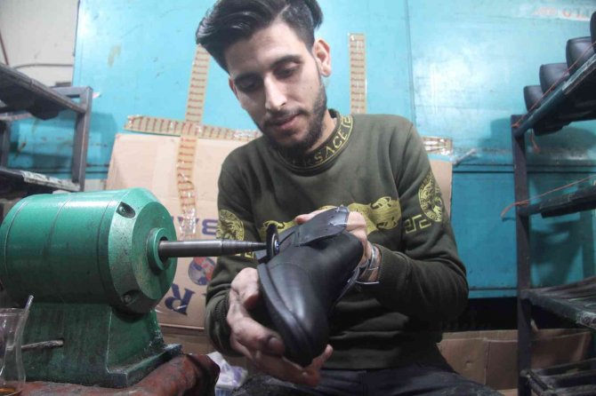 Ayyakkabıcılara ’Stok’ Darbesi