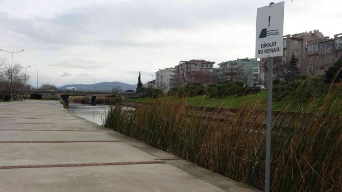 Çanakkale Sarıçay’dan Alınan Örneklerde Ağır Metaller Saptandı