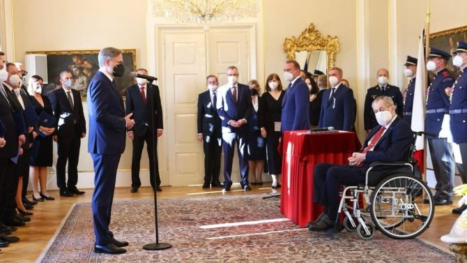 Çekya’da Yeni Hükümet Resmen Görev Başında
