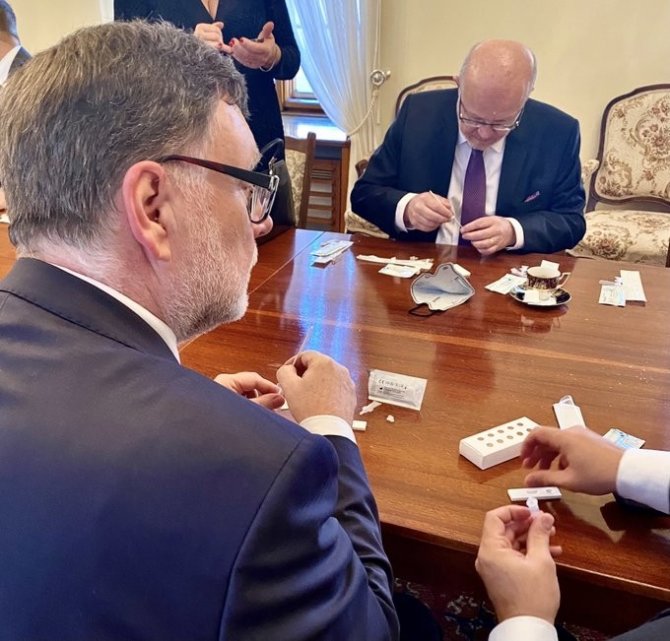 Çekya’da Yeni Hükümet Resmen Görev Başında