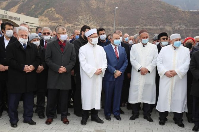 Diyanet İ̇şleri Başkanı Erbaş, Cami Açılışına Katıldı