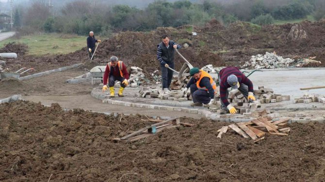 Bir Mahalle Daha Parkına Kavuşuyor