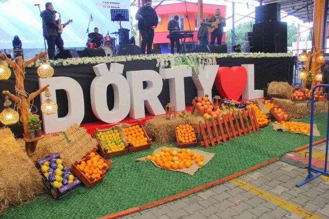Dörtyol’da "7. İ̇lk Kurşun Kültür Sanat Ve Turunçgil Festivali" Başladı