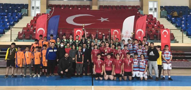 Hentbolda Düzce’yi Temsil Edecekler Belli Oldu