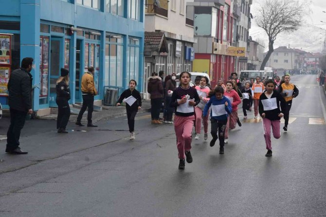 Tomarza’da Atatürk Koşusu Düzenlendi