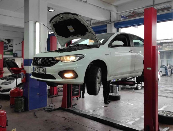 İ̇stanbul’da Kar Beklentisi Kışlık Araç Bakımlarında Yoğunluk Oluşturdu