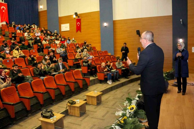 Başkan Kavuş, Şehir Planlama Öğrencileriyle Buluştu